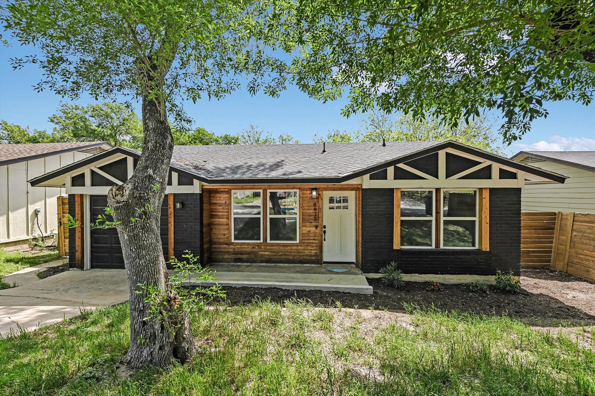 6913 Shannon DR