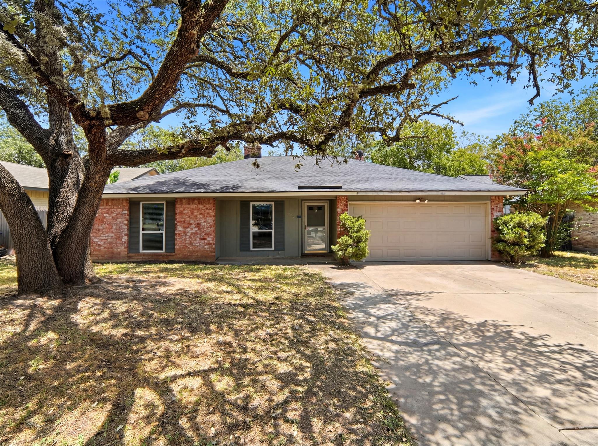 7001 Windrift WAY