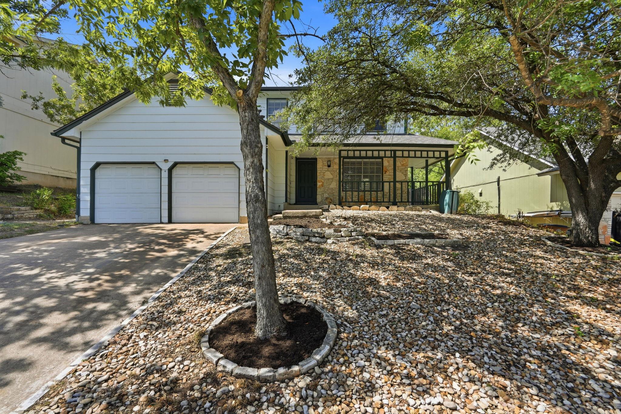 8400 Spring Valley DR