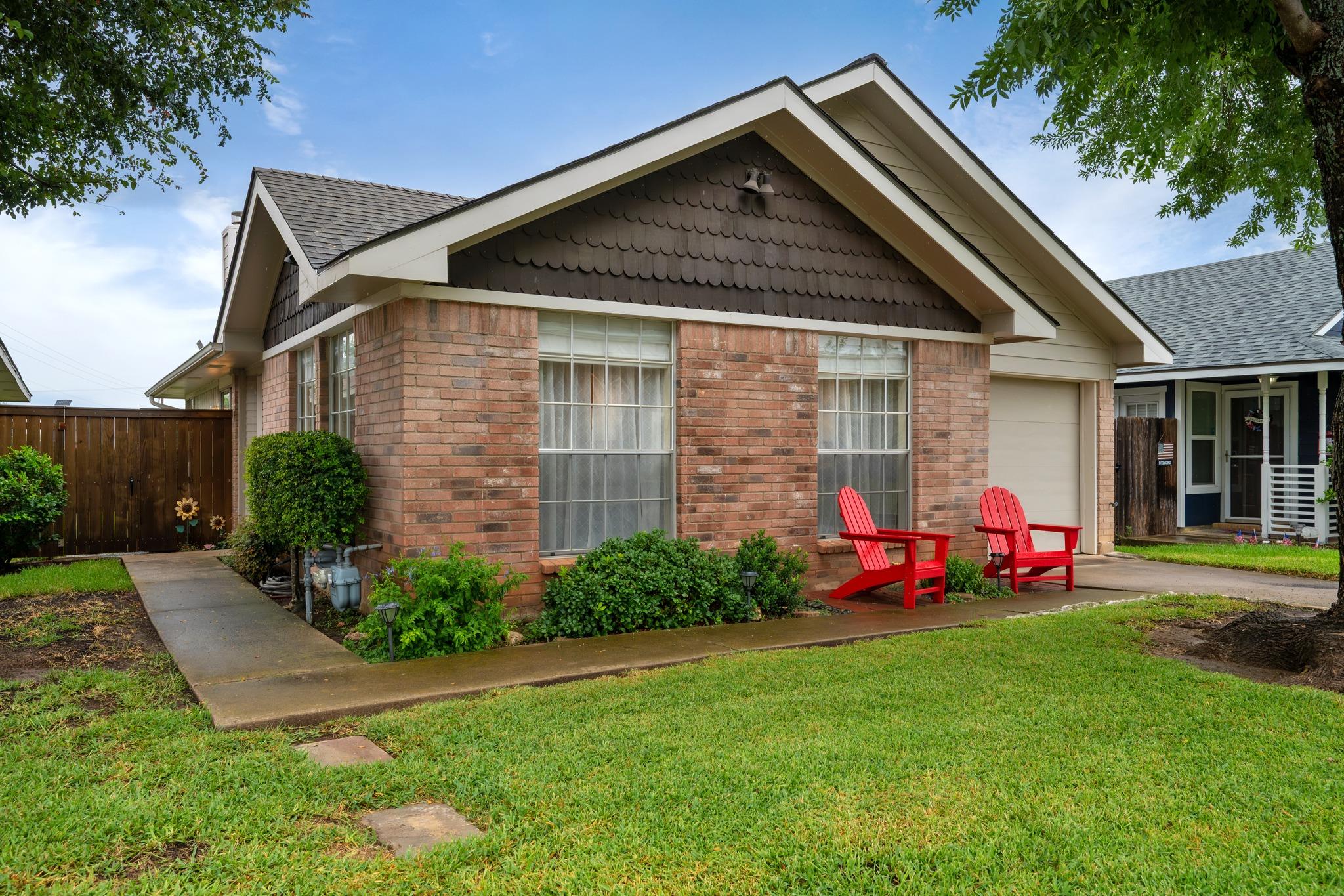 16931 Whitebrush Loop