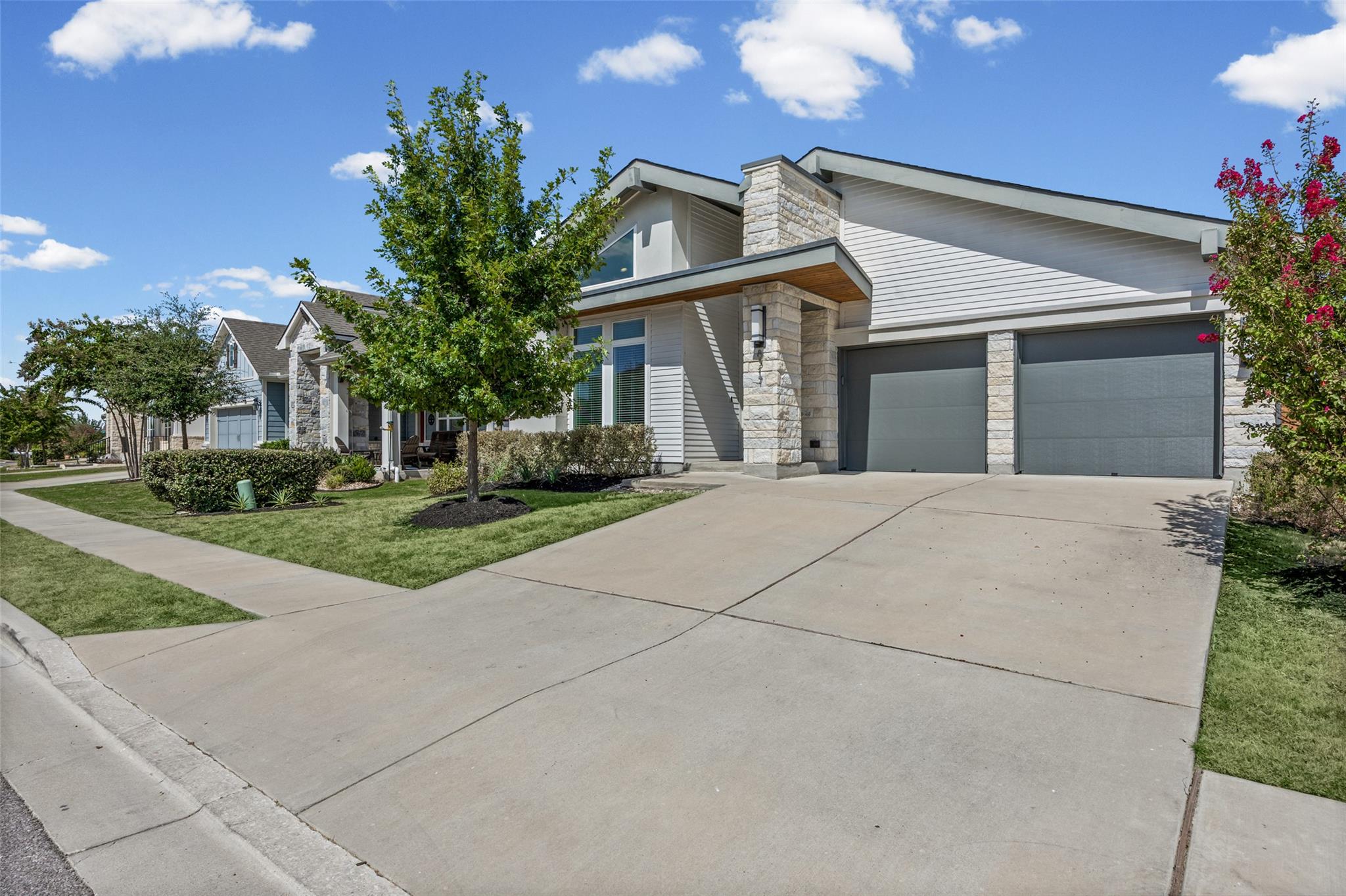 8317 Donnelley Dr