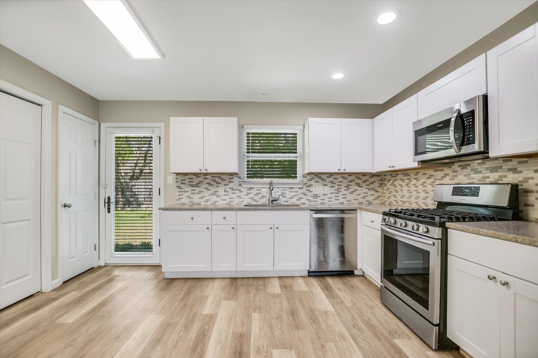 6026 Bluebell Cir