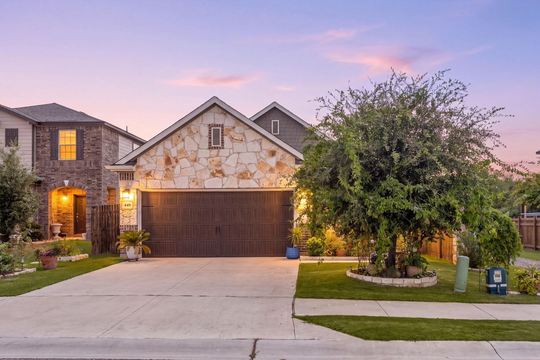 449 Conchillos Dr