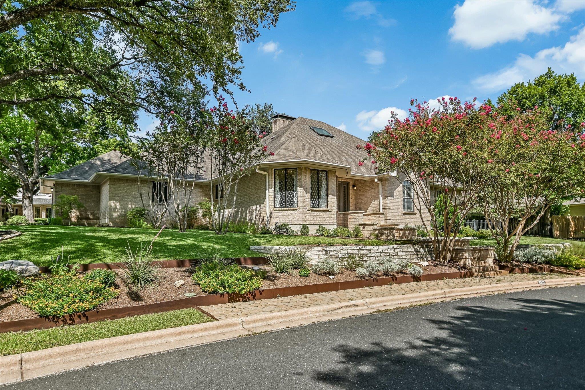 5801 Harrington Cv