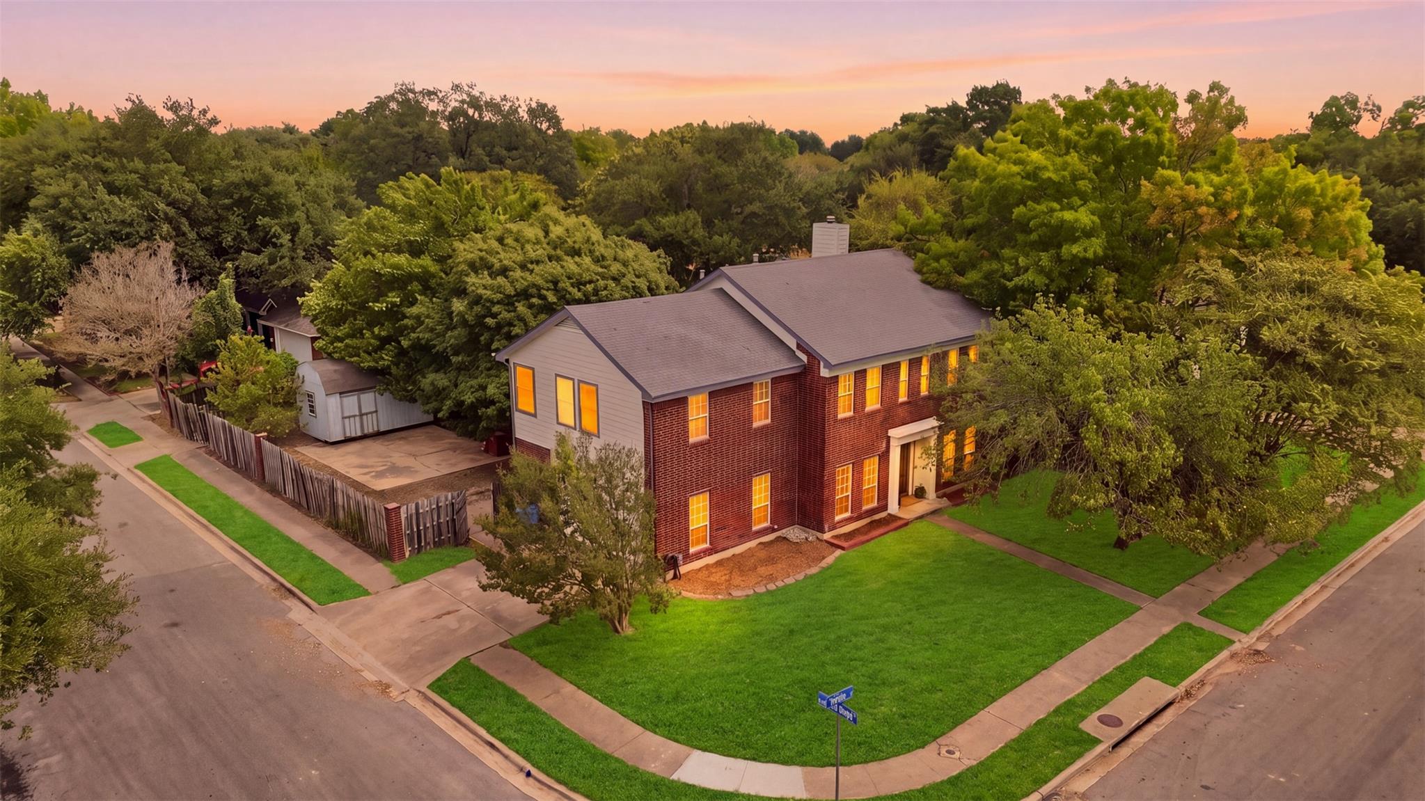 502 Cedar Ln