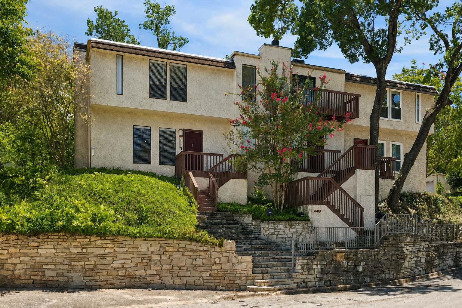 3609 Las Colinas Dr