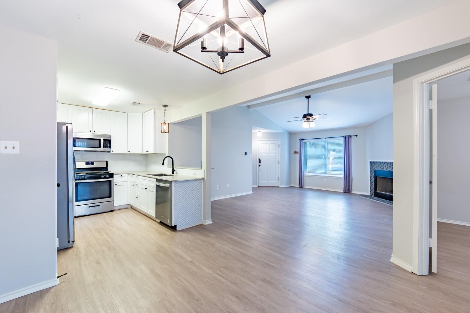12700 La Salle Dr