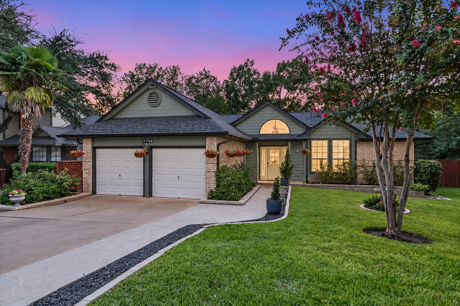 11704 Swearingen Dr