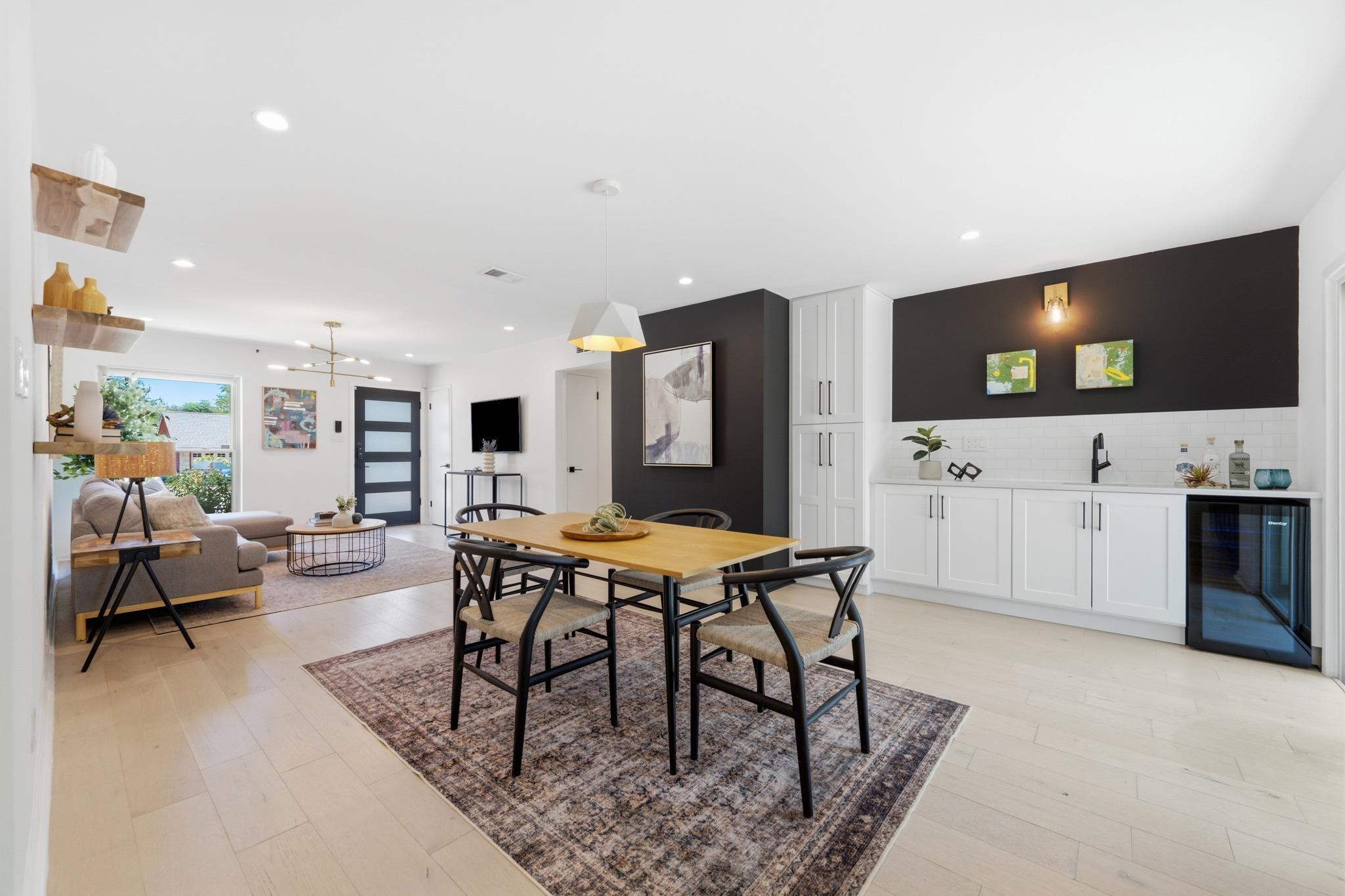 2609 Berkett Dr