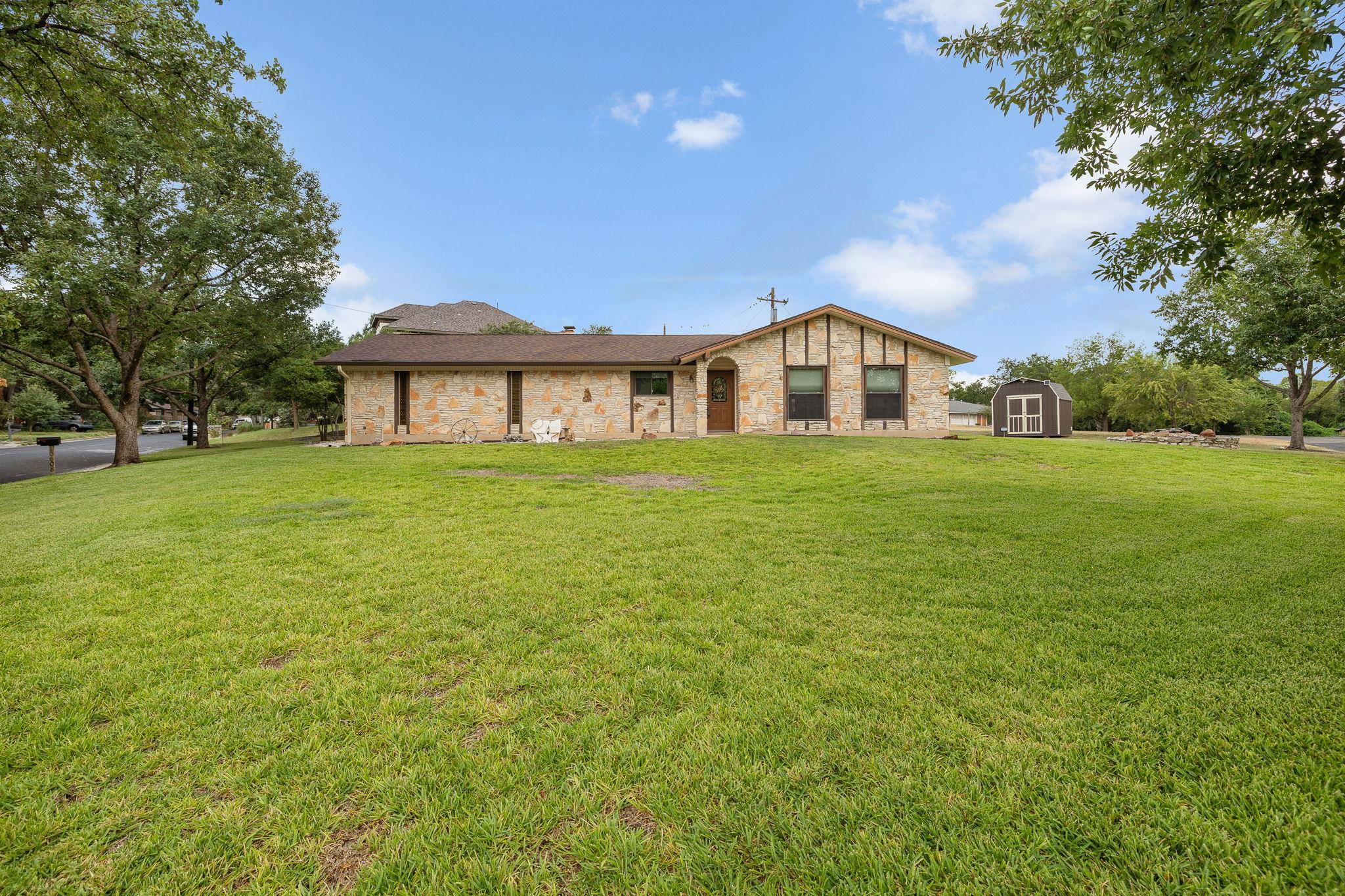 10608 Denell Cir