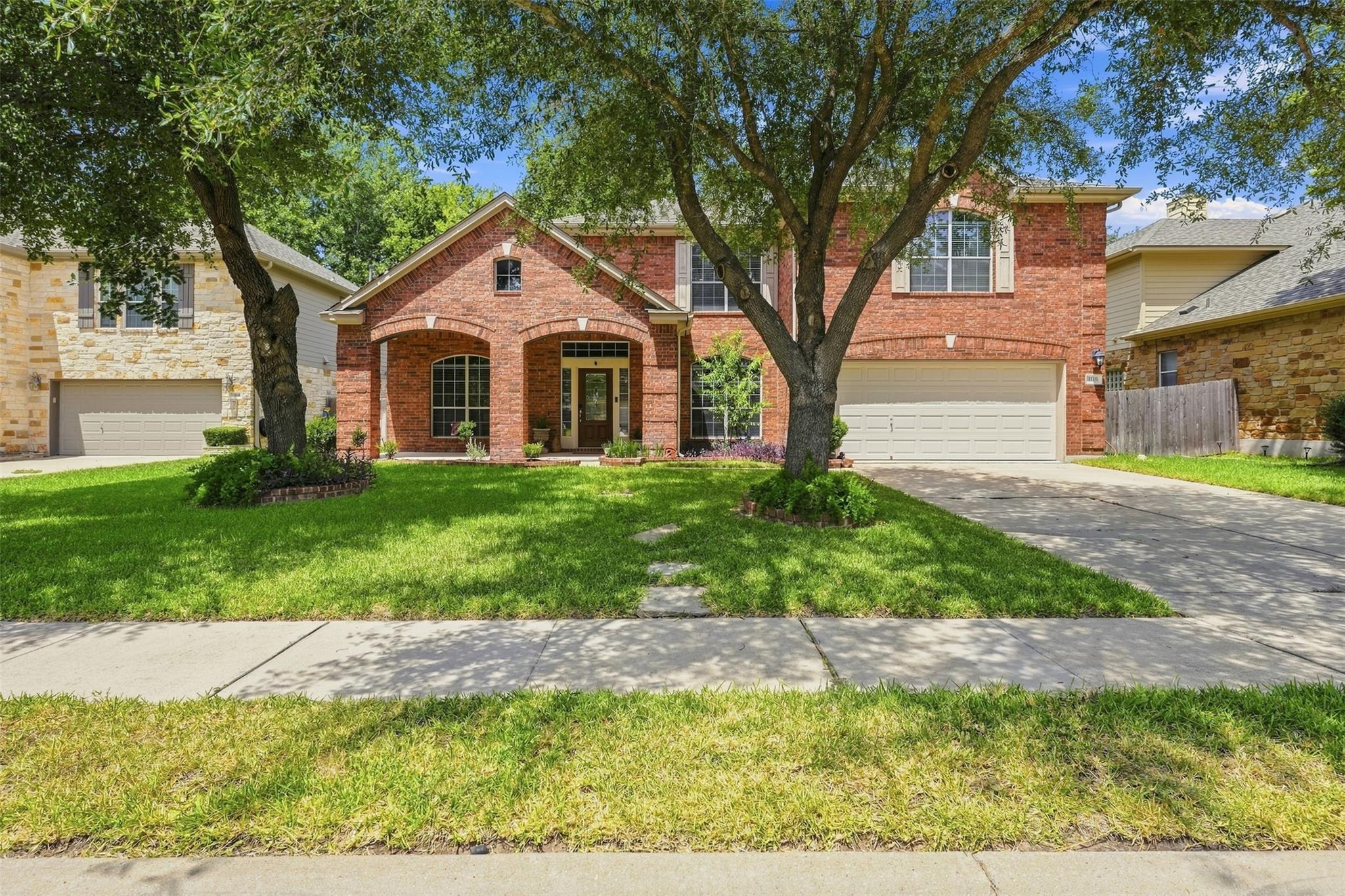1116 Canyon Maple Rd