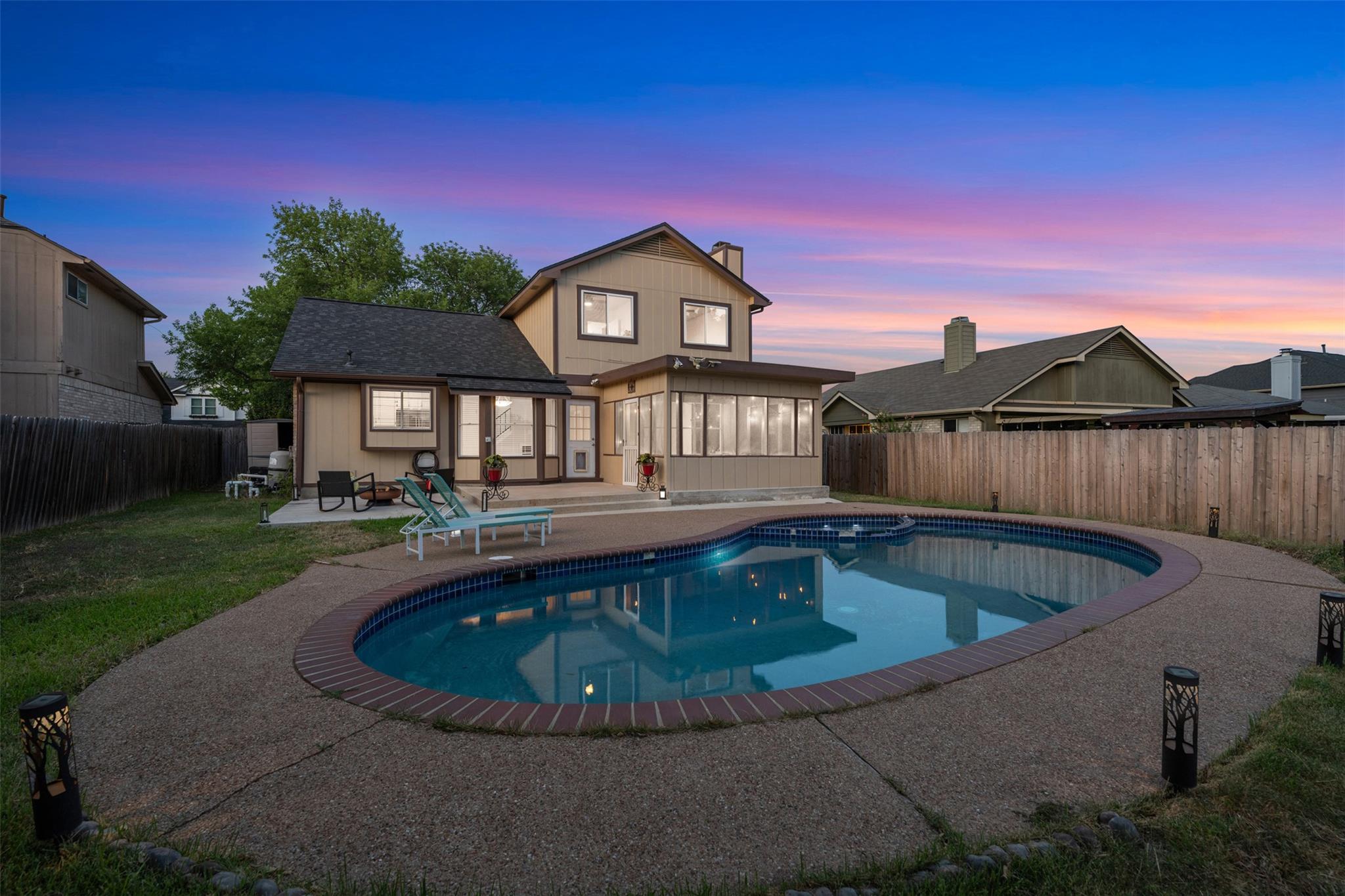 803 Brook Meadow Trl