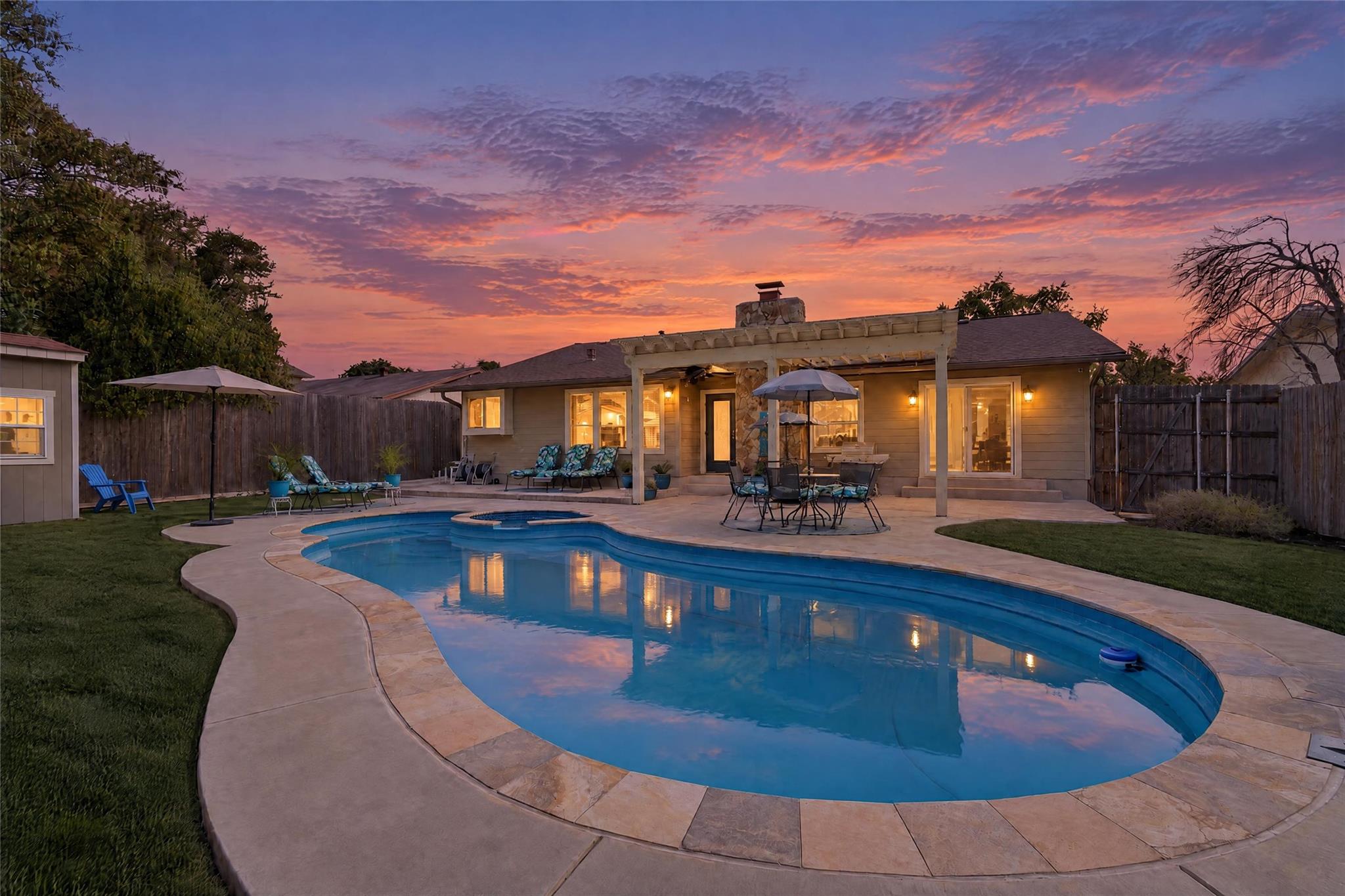 11210 Henge Dr