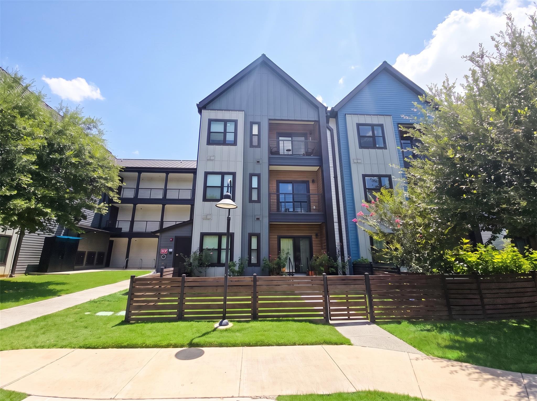 3101 Govalle Ave