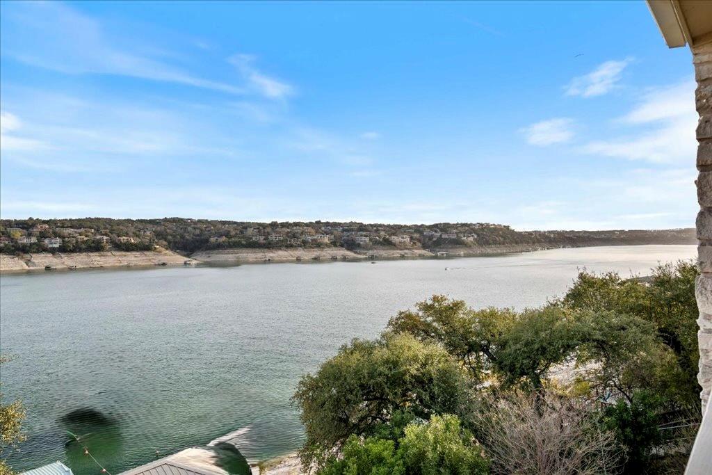 18231 Lakepoint Cv