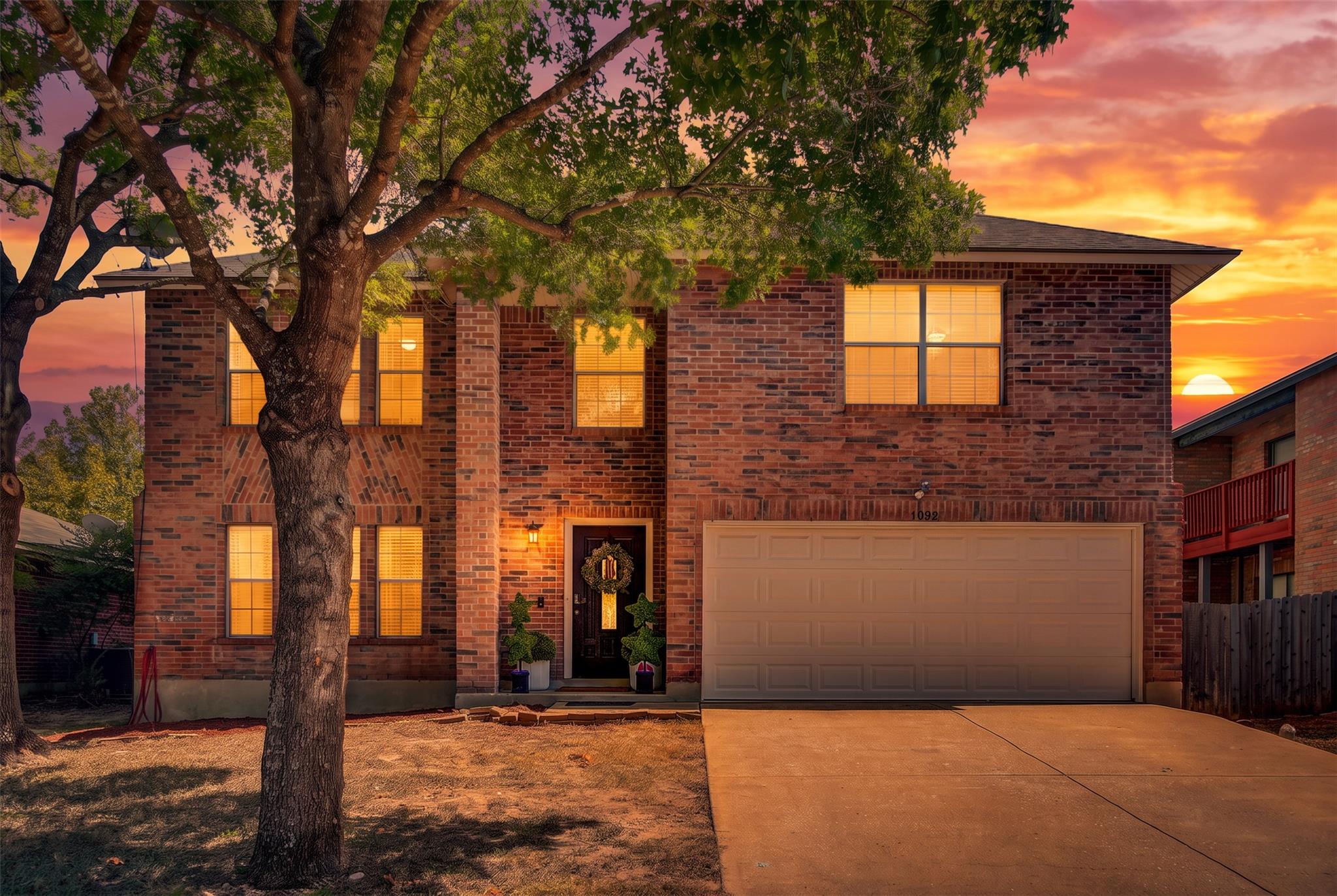 1022 Silverstone Ln