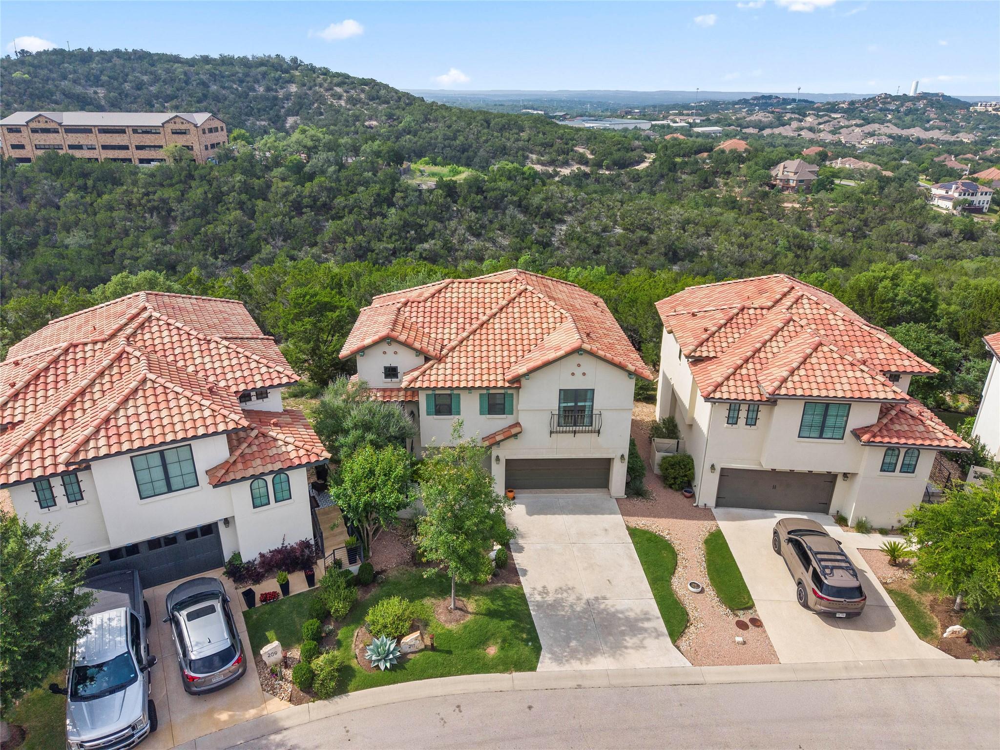 211 Honey Creek Ct