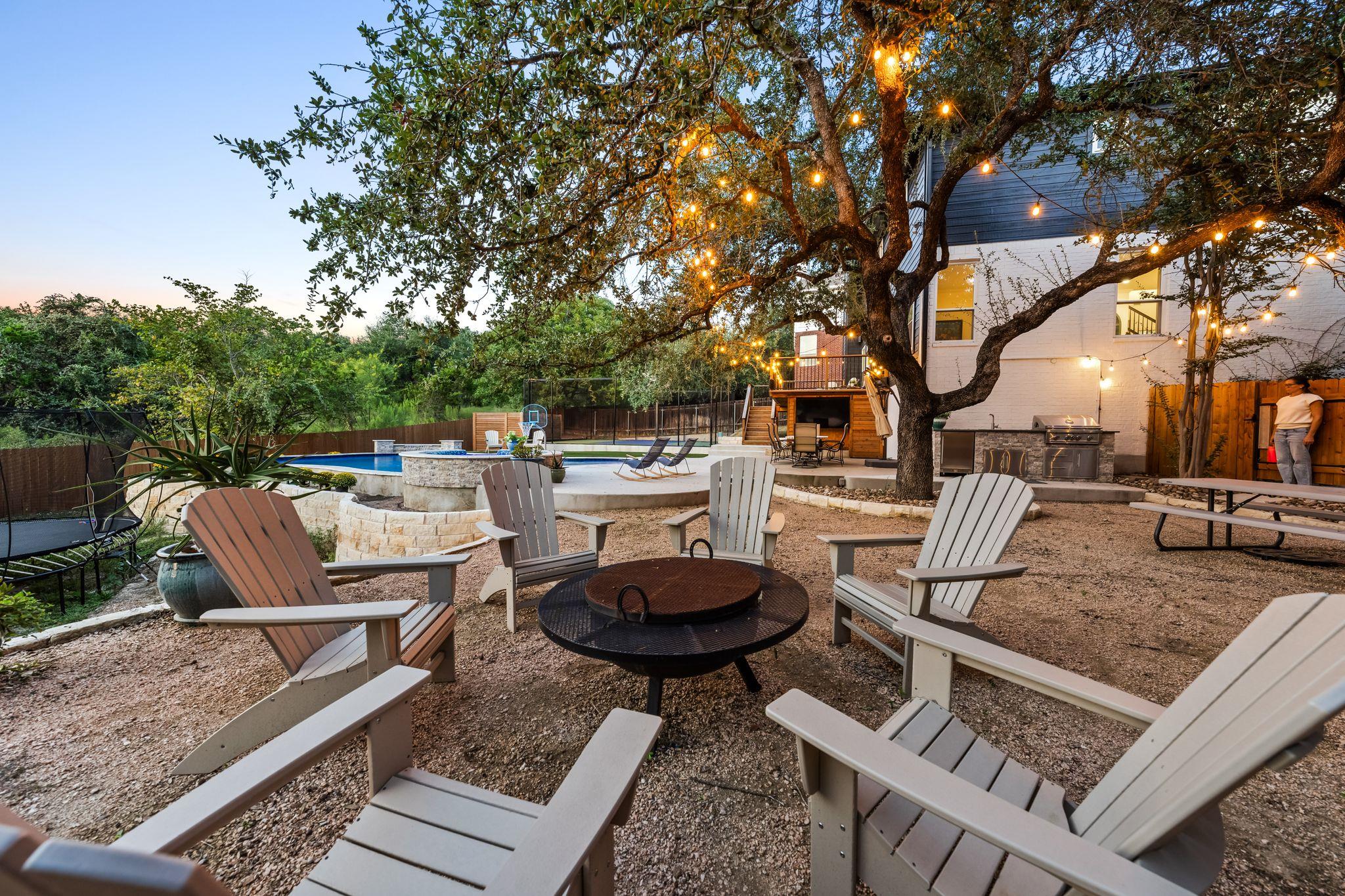2204 Rimrock Dr