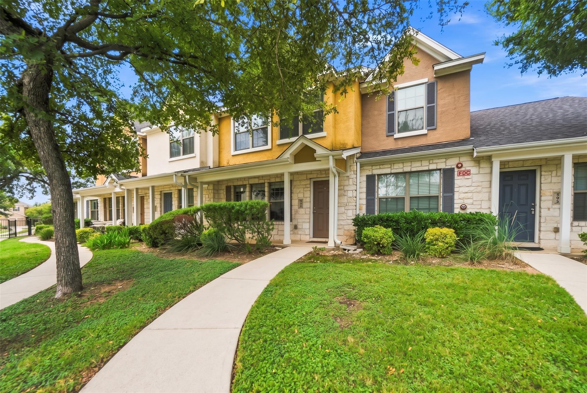401 Buttercup Creek Blvd