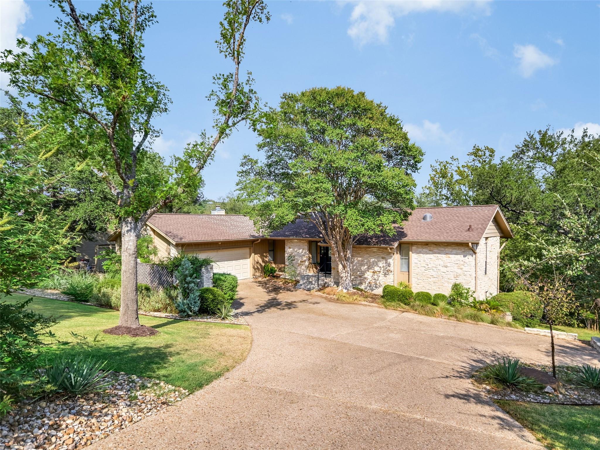 2207 Cypress Pt