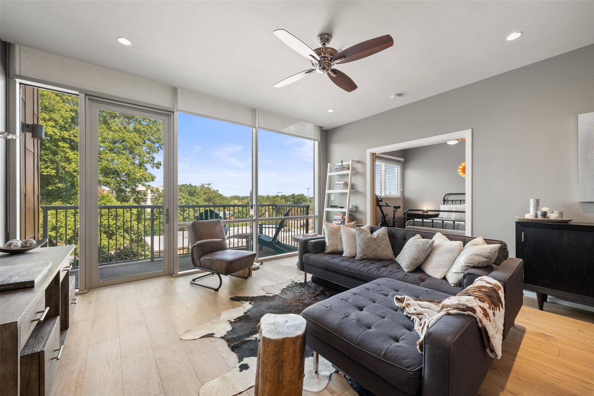1600 Barton Springs Rd