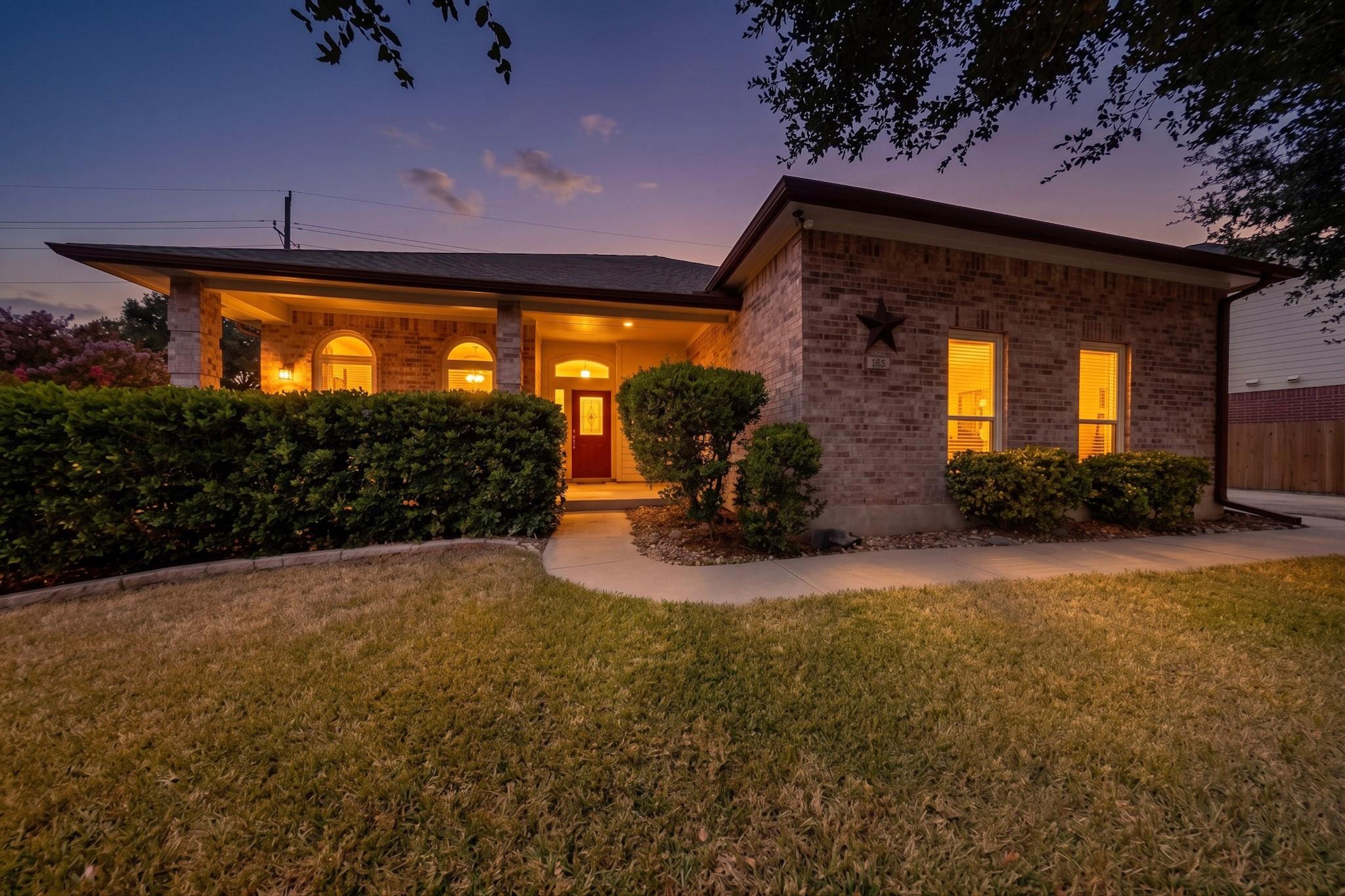 104 River Park Ln