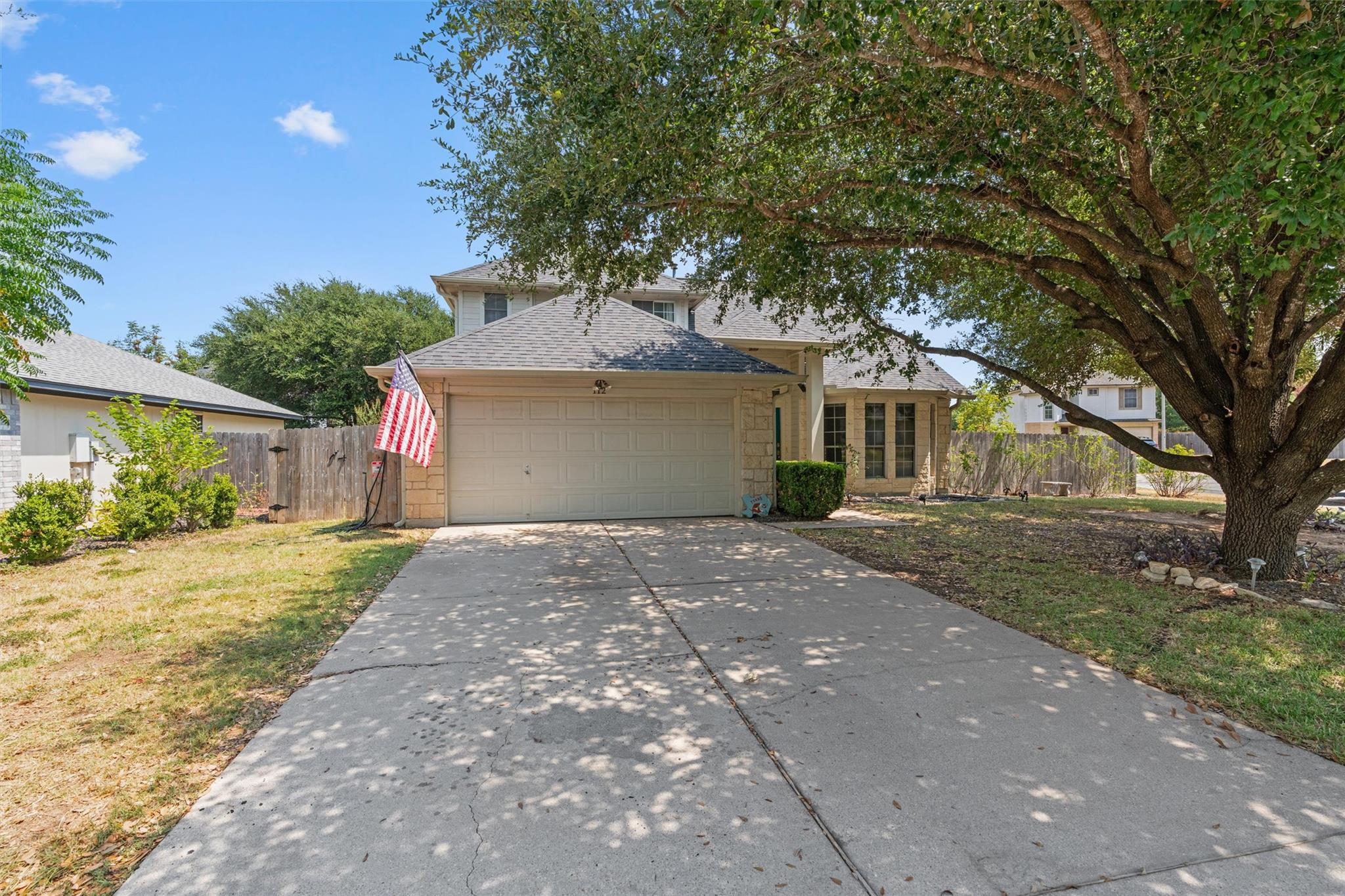 112 Dogwood Dr