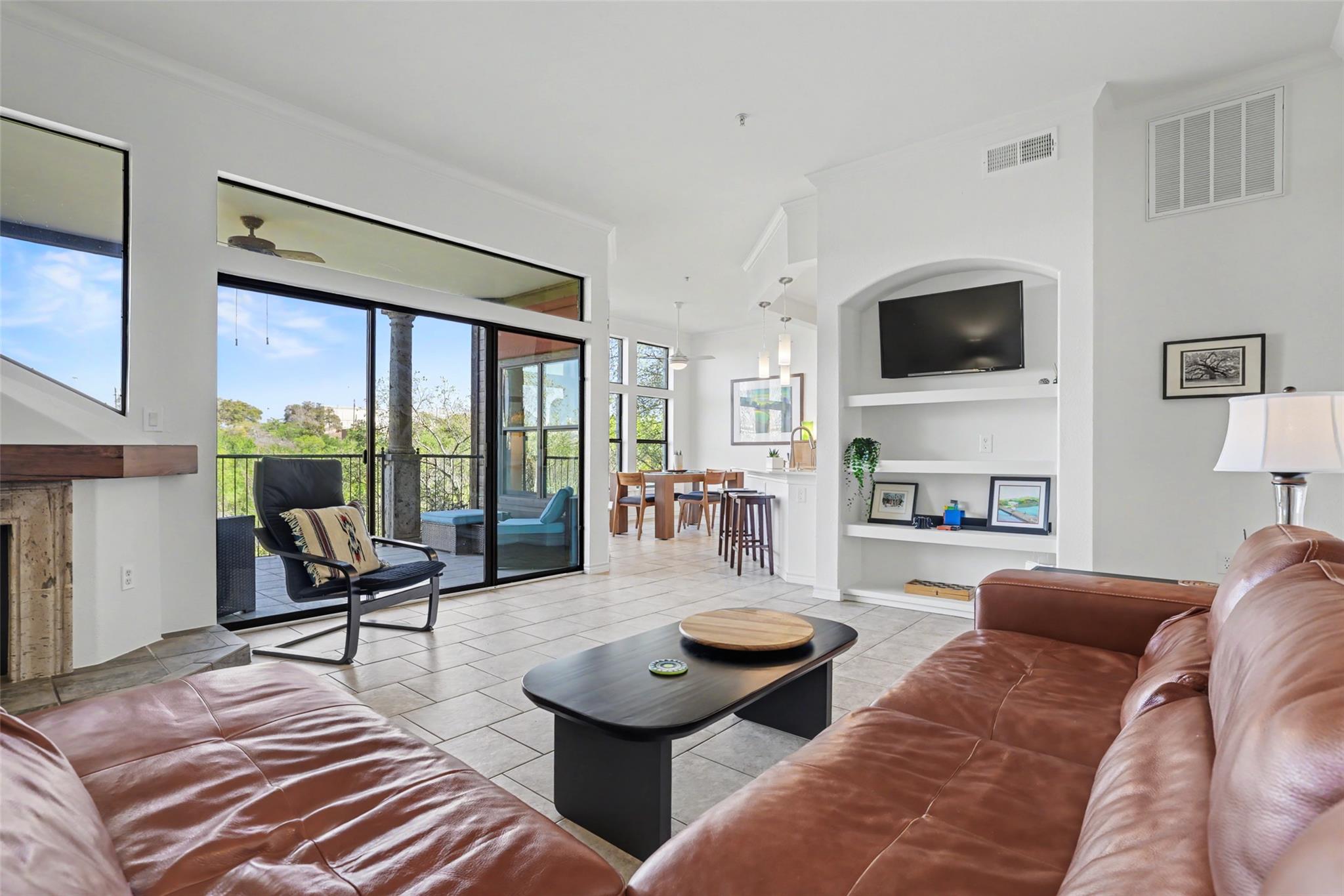300 San Gabriel Village Blvd