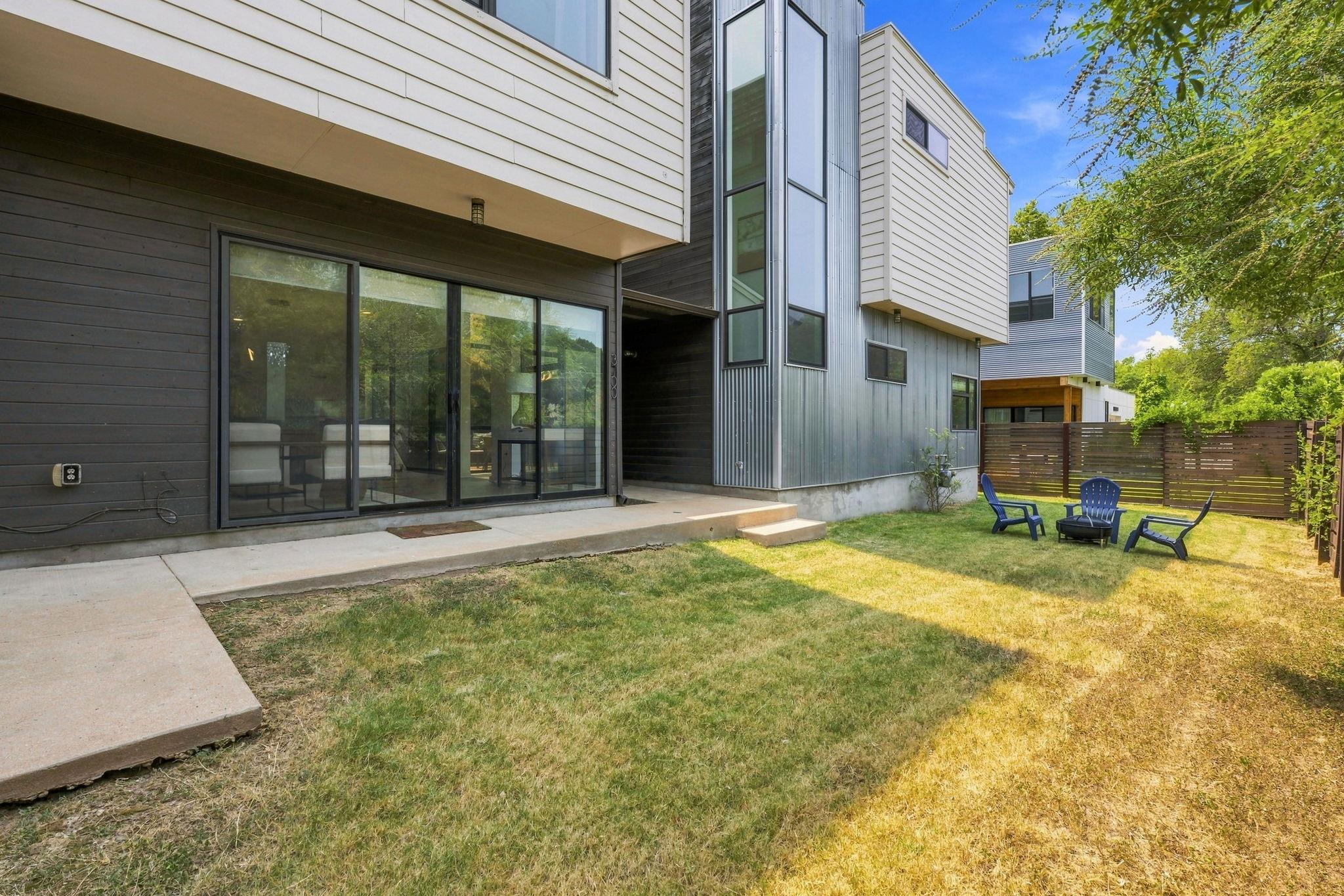 3700 Garden Villa Ln