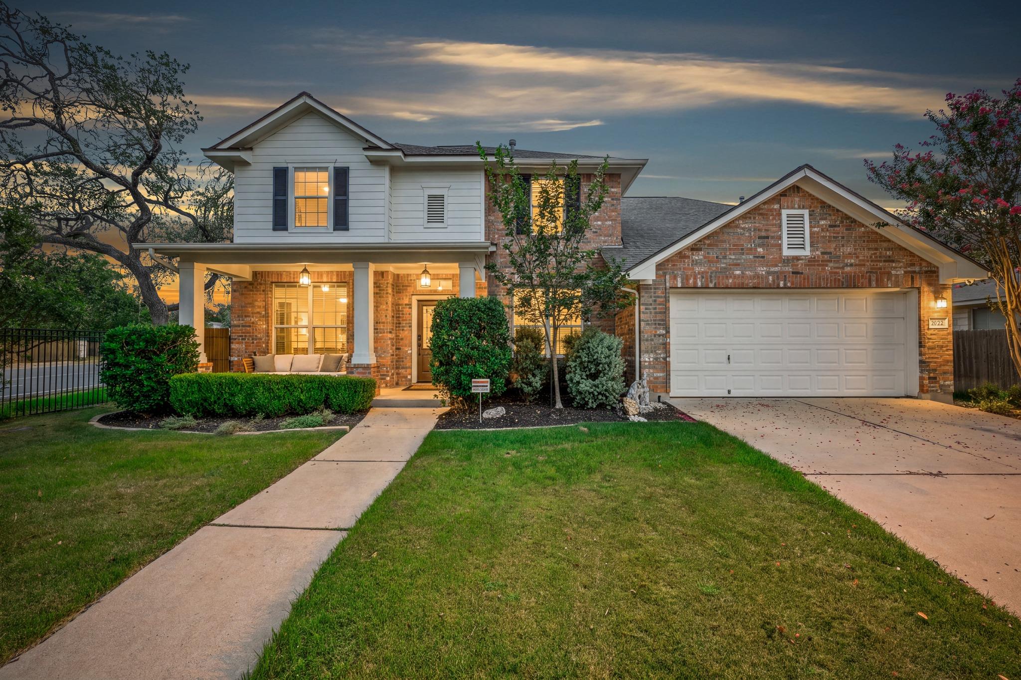 8901 Ovalla Dr