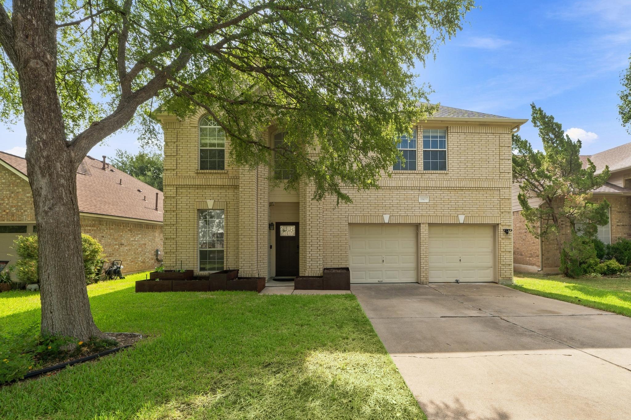 1905 White Oak Loop