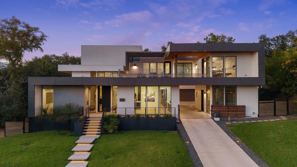 4811 Timberline Dr