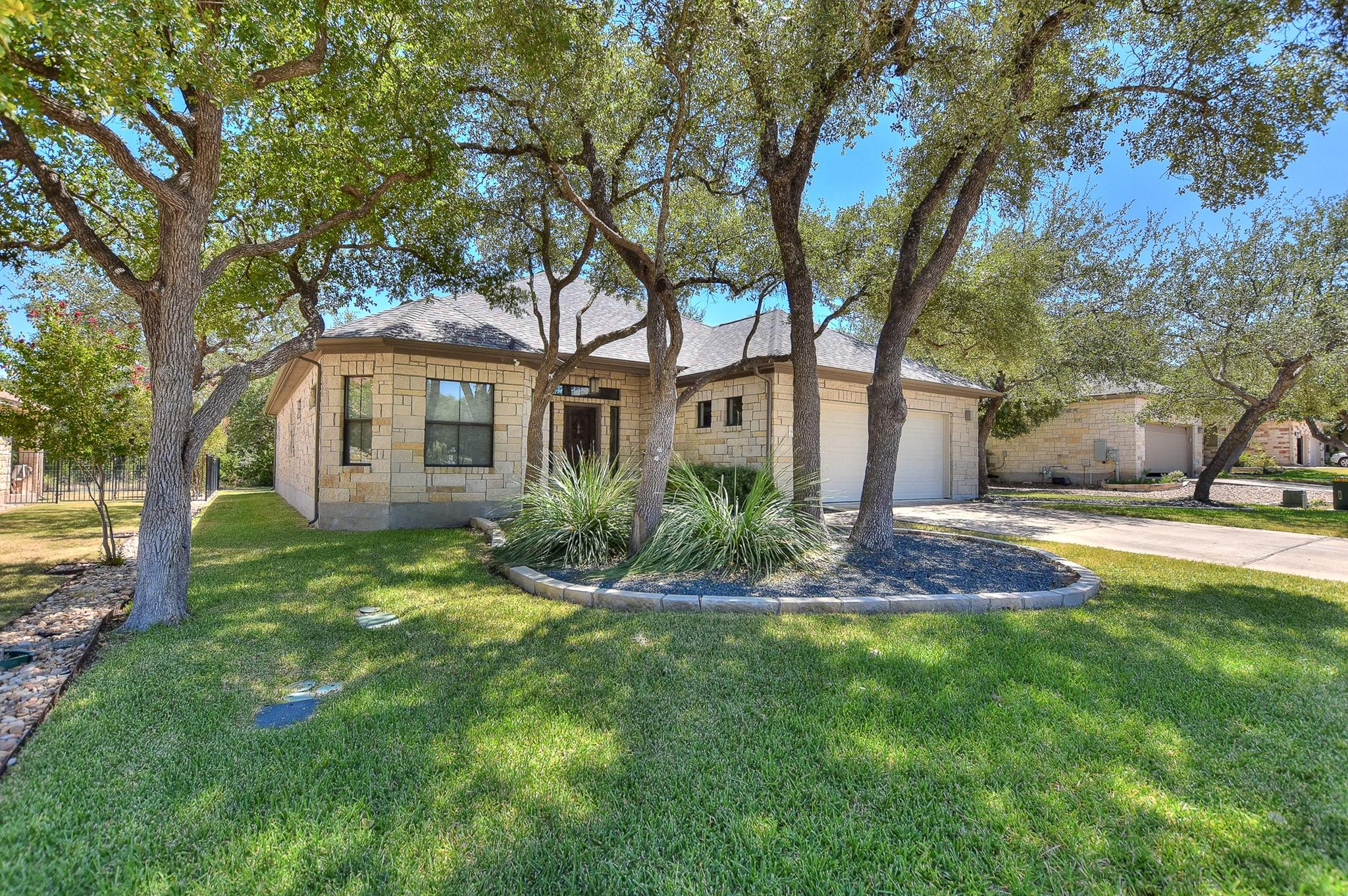 600 Caprock Canyon Trl