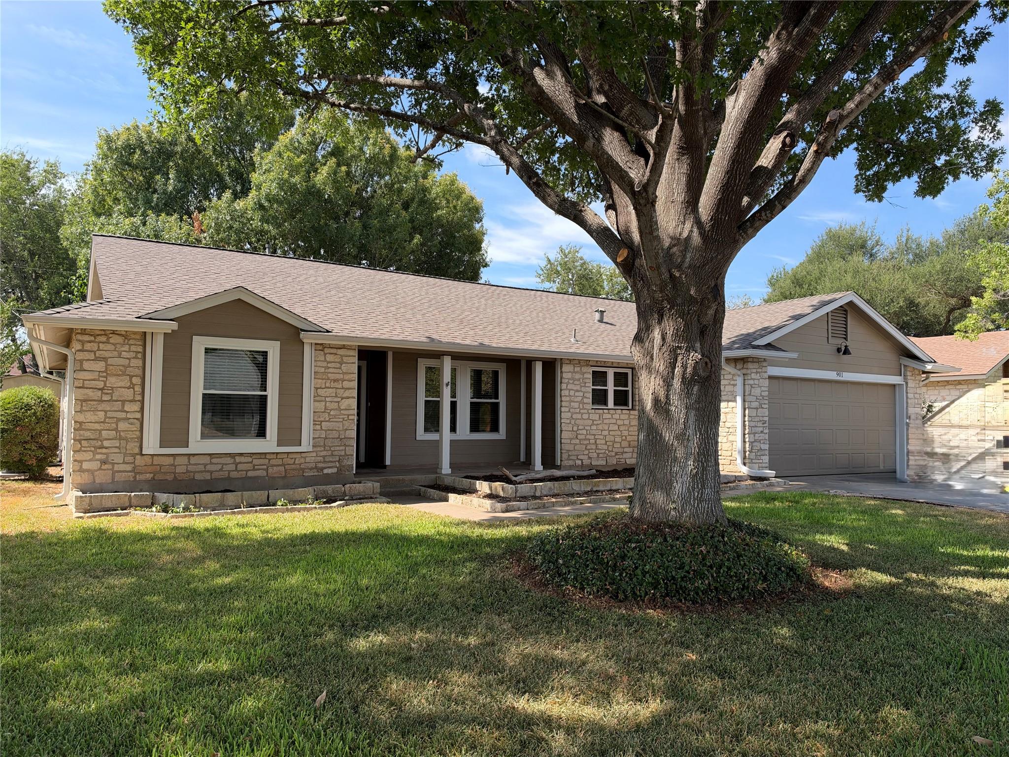 901 Ramble Creek Dr
