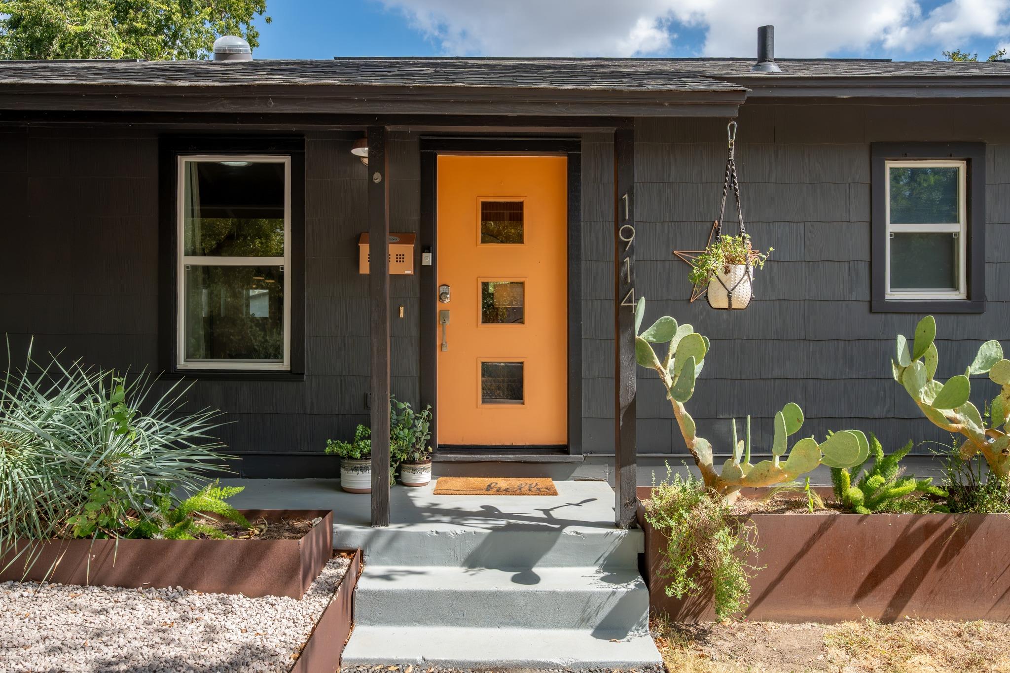 1914 Alegria Rd