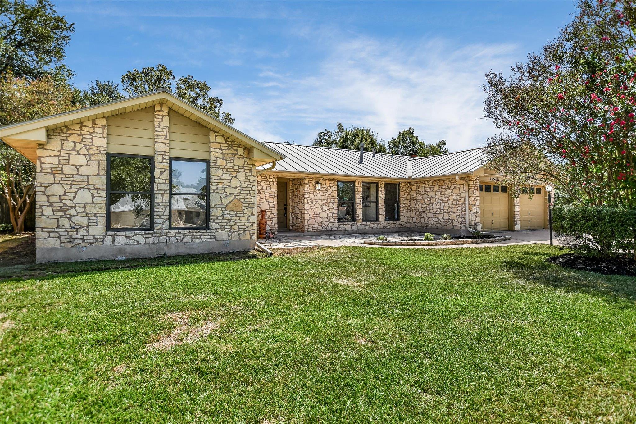 11501 Buckingham Rd