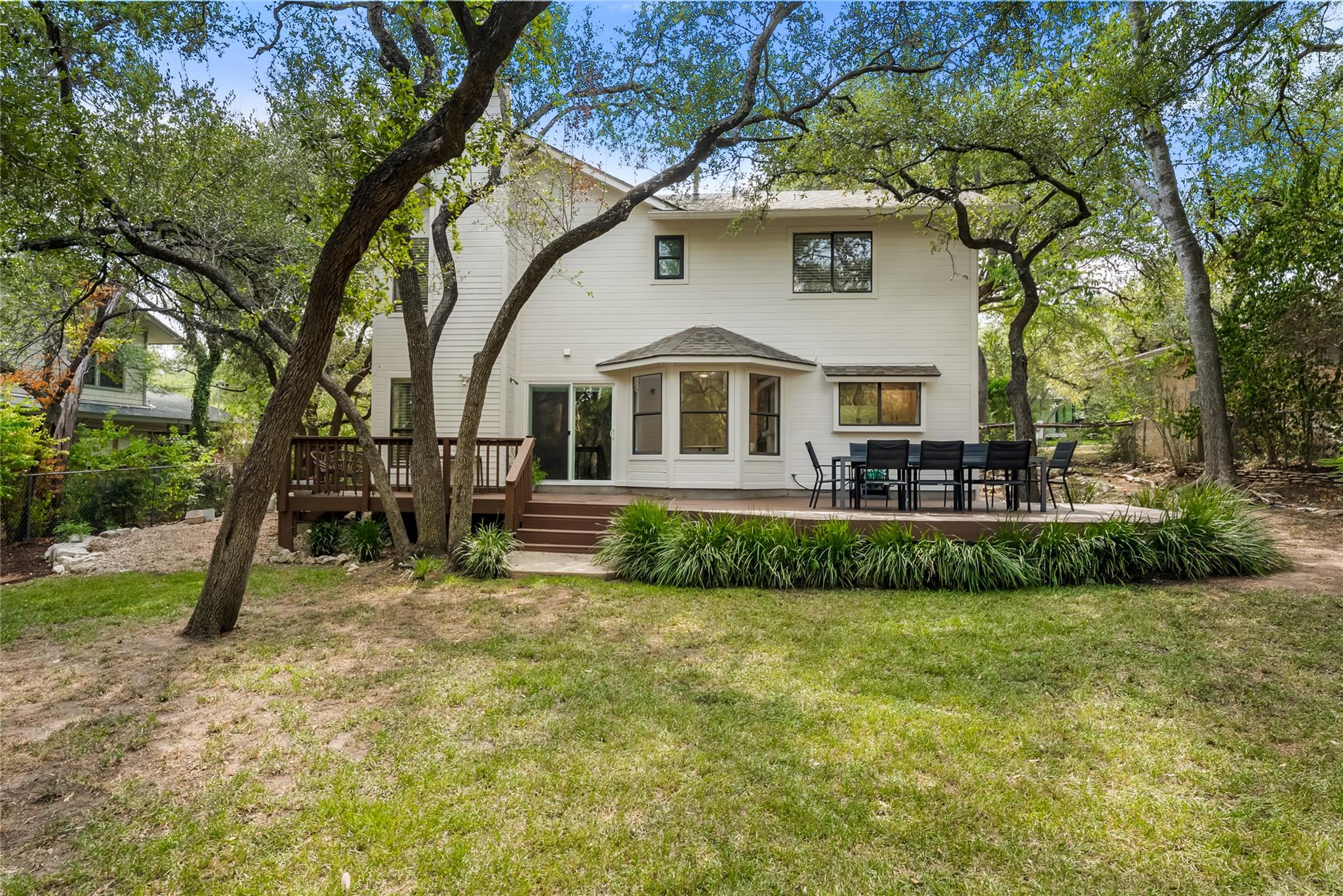 108 SPRING Dr