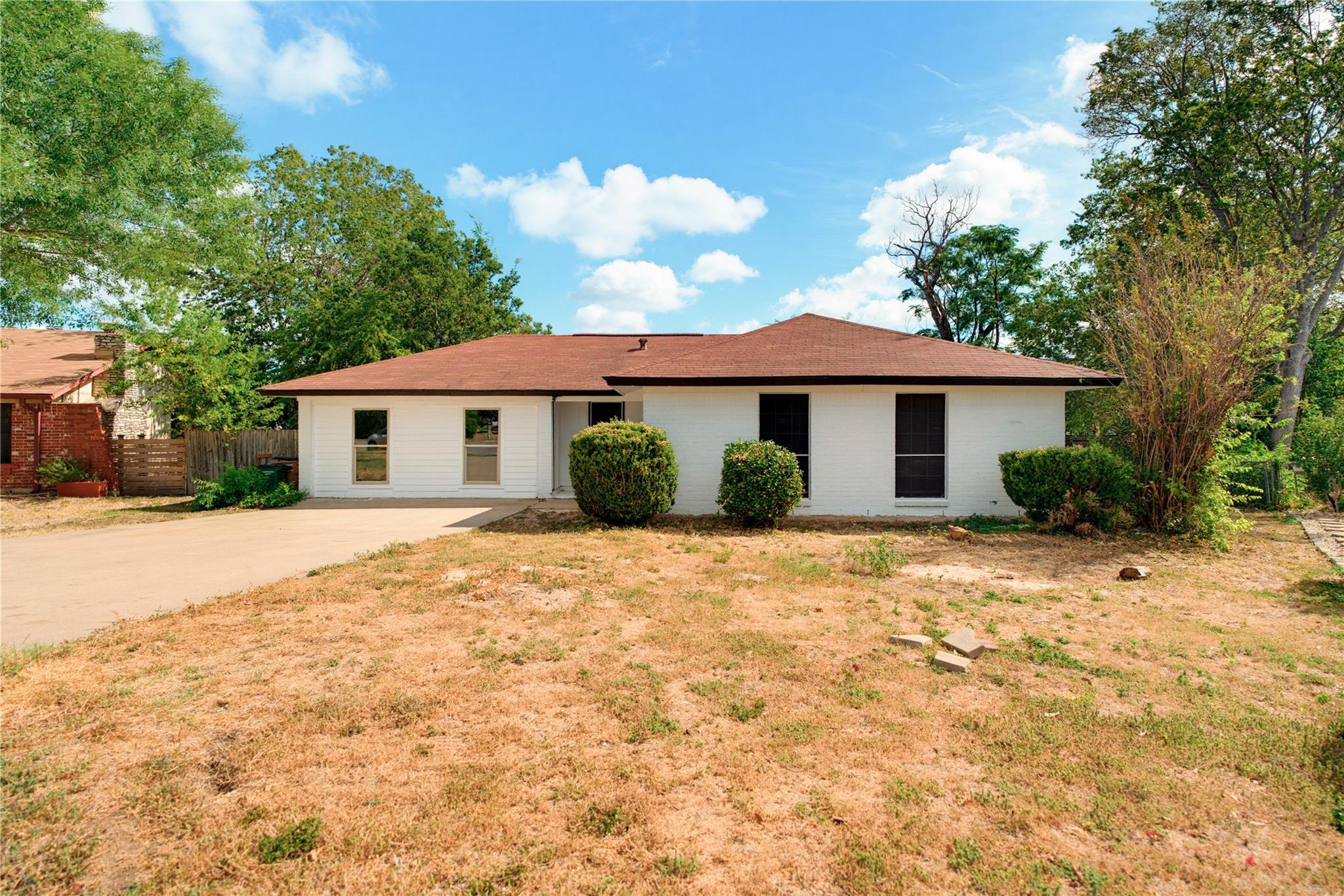 2311 Campden Dr
