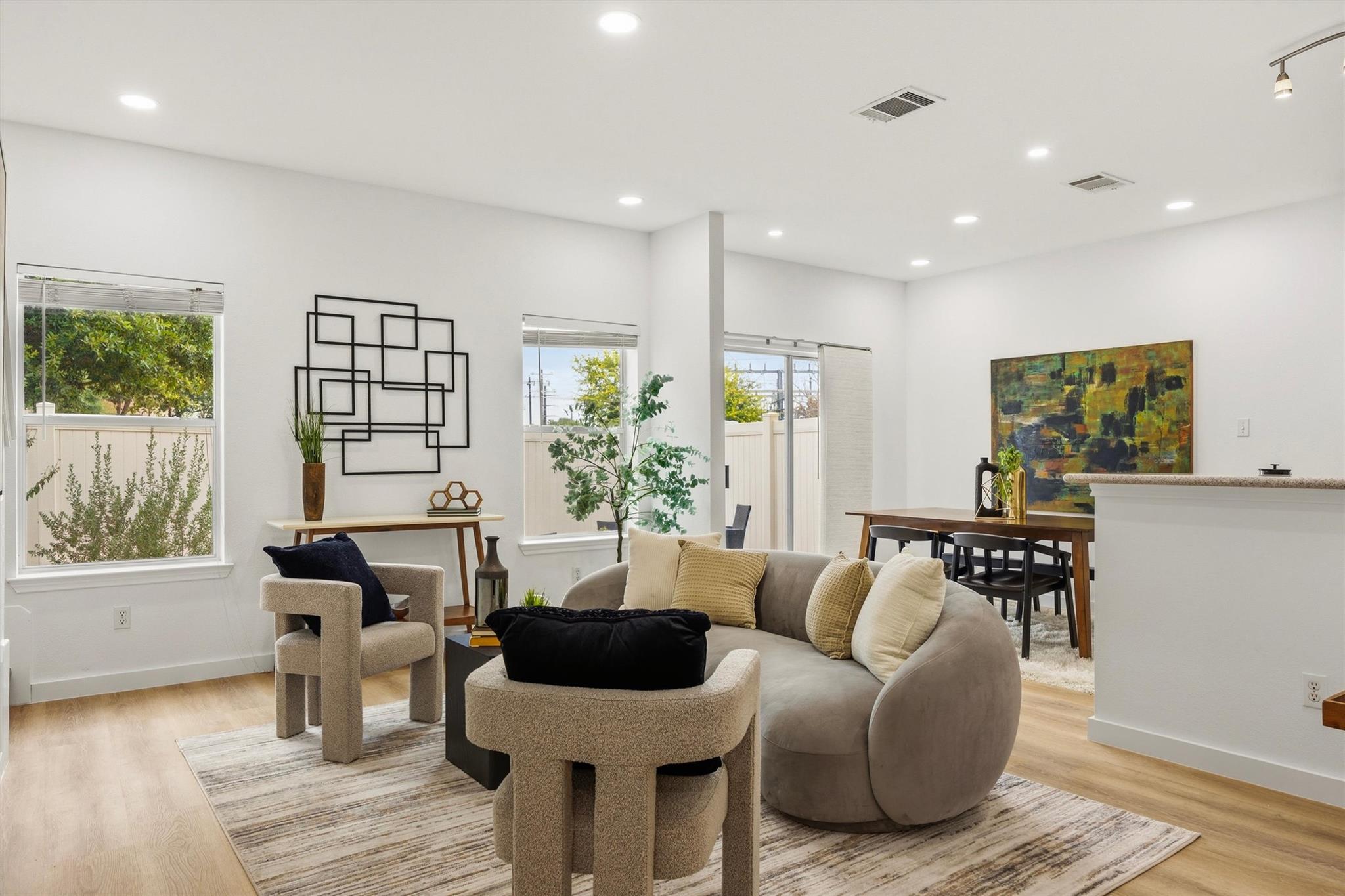 1900 Little Elm Trl