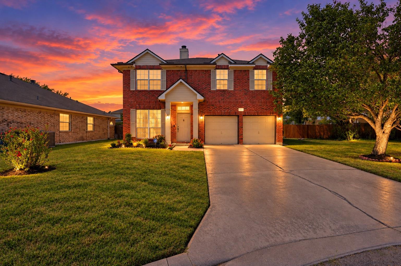 1214 Disraeli Cir