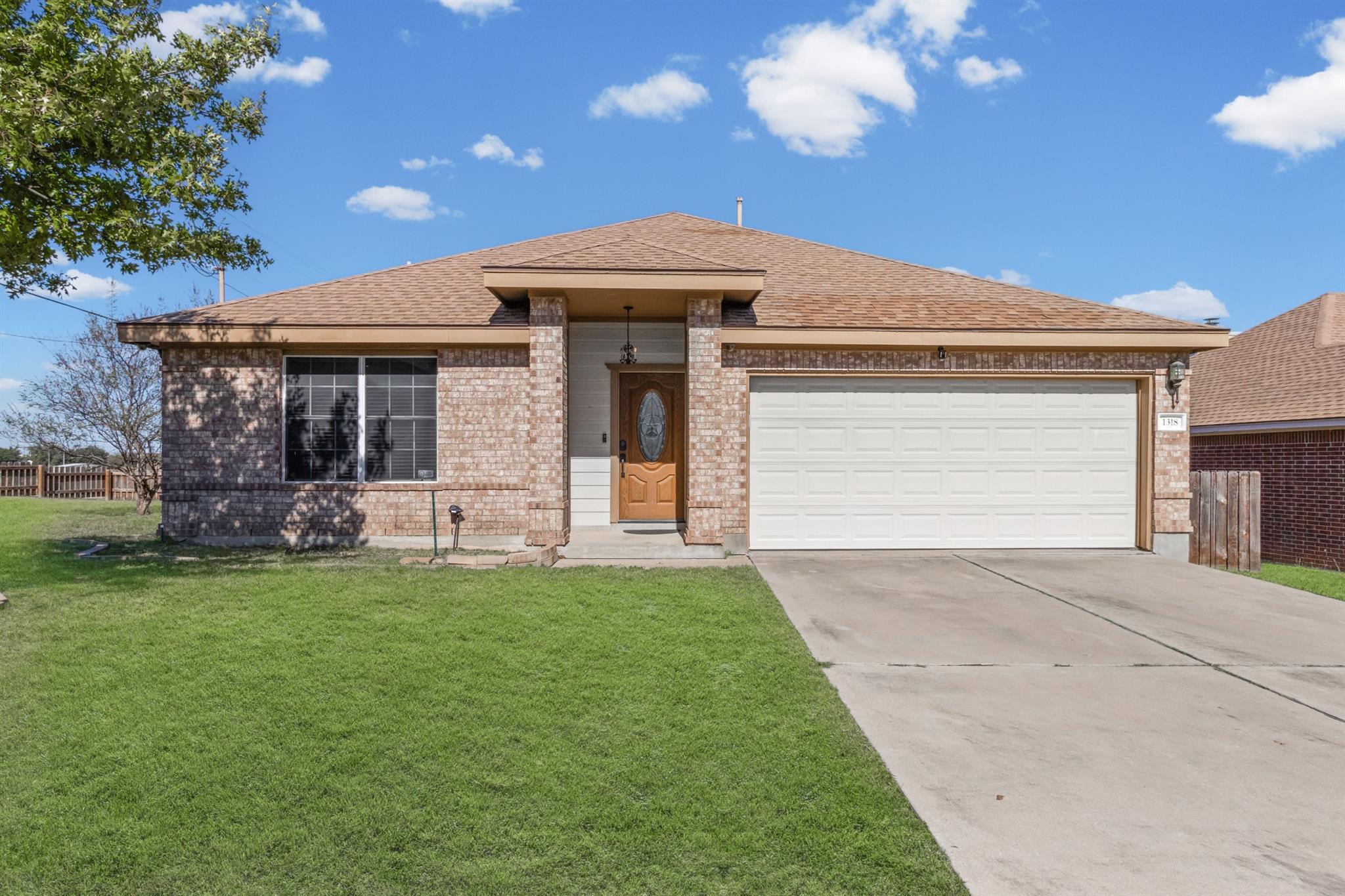 1318 Settlers Valley Dr