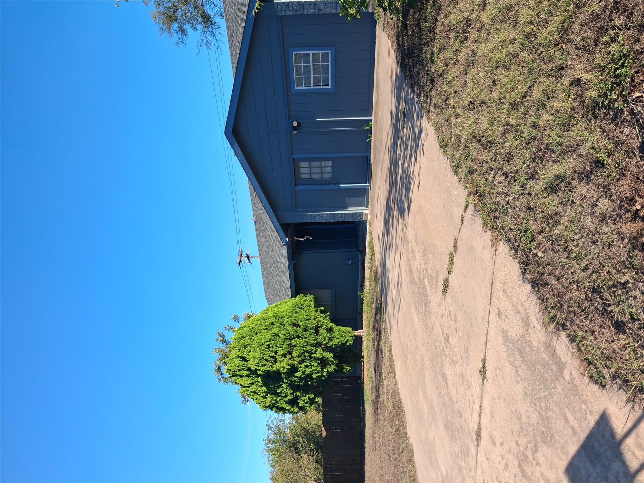 507 AMESWOOD Pl