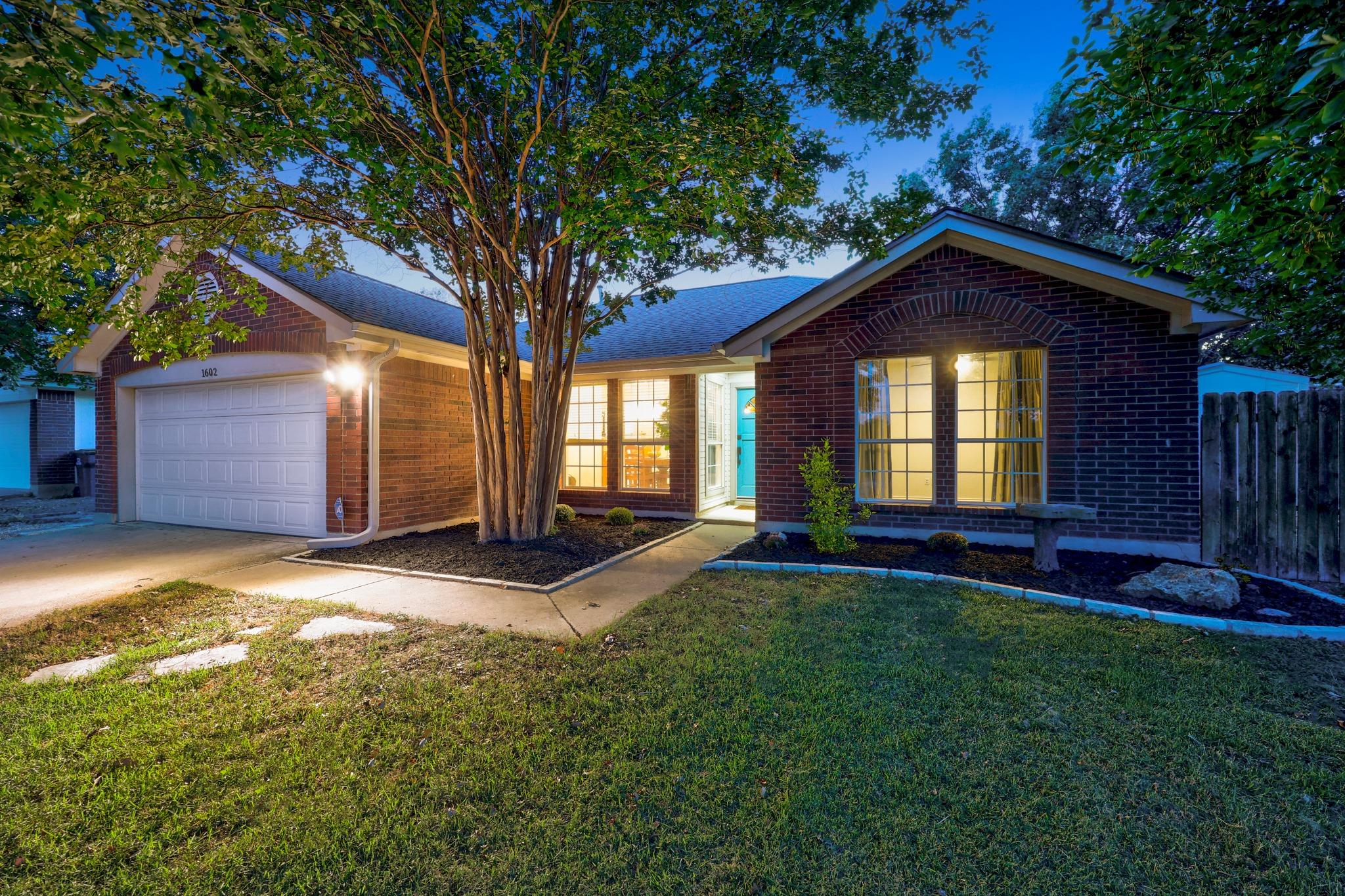 1602 Southwestern Blvd