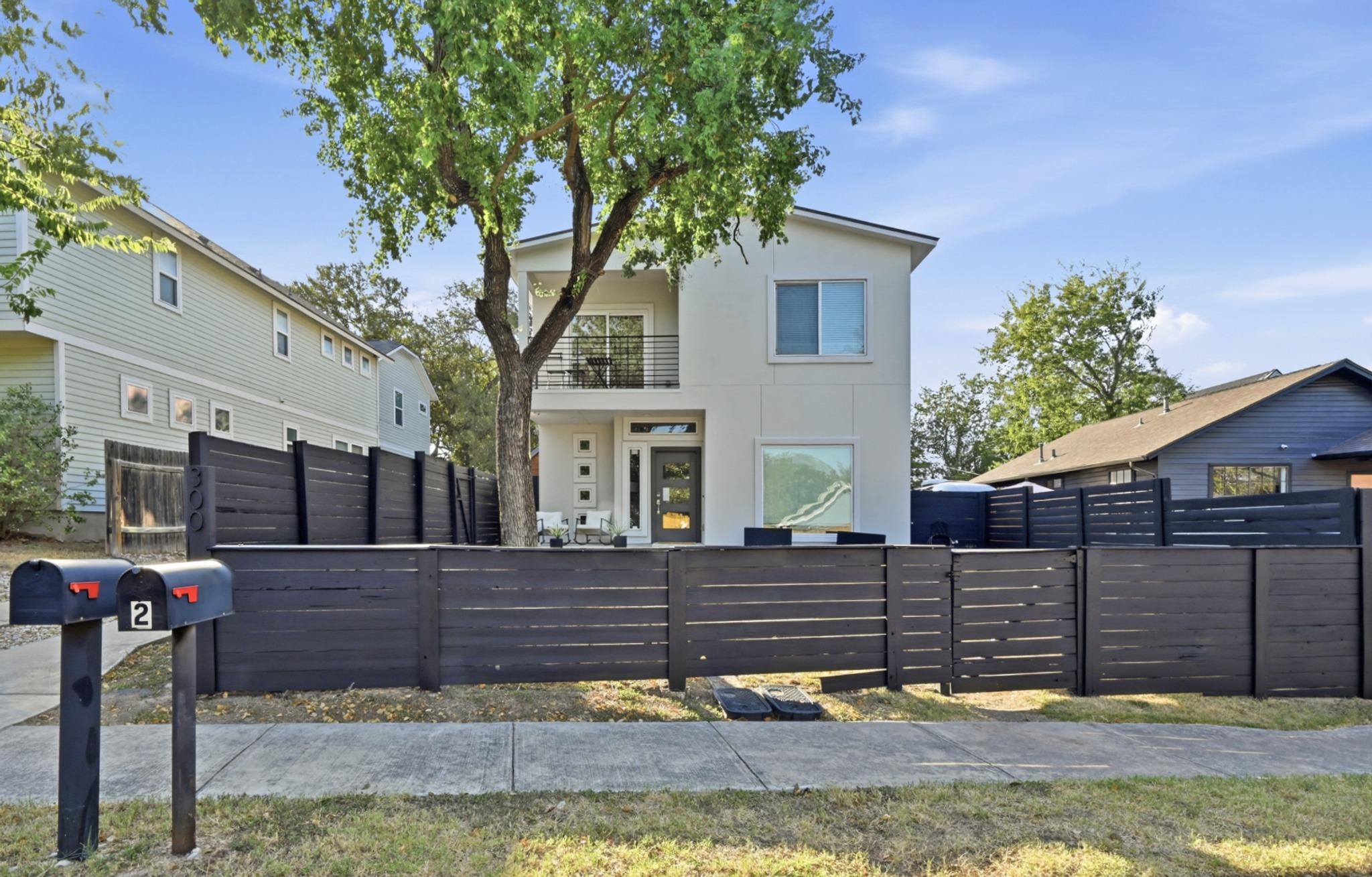 3009 Kuhlman Ave