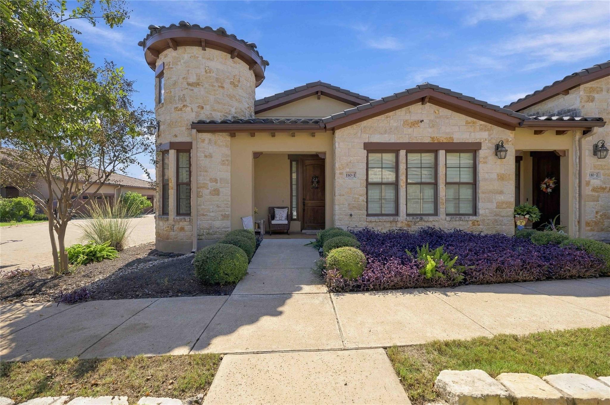 110 Lucia Cir