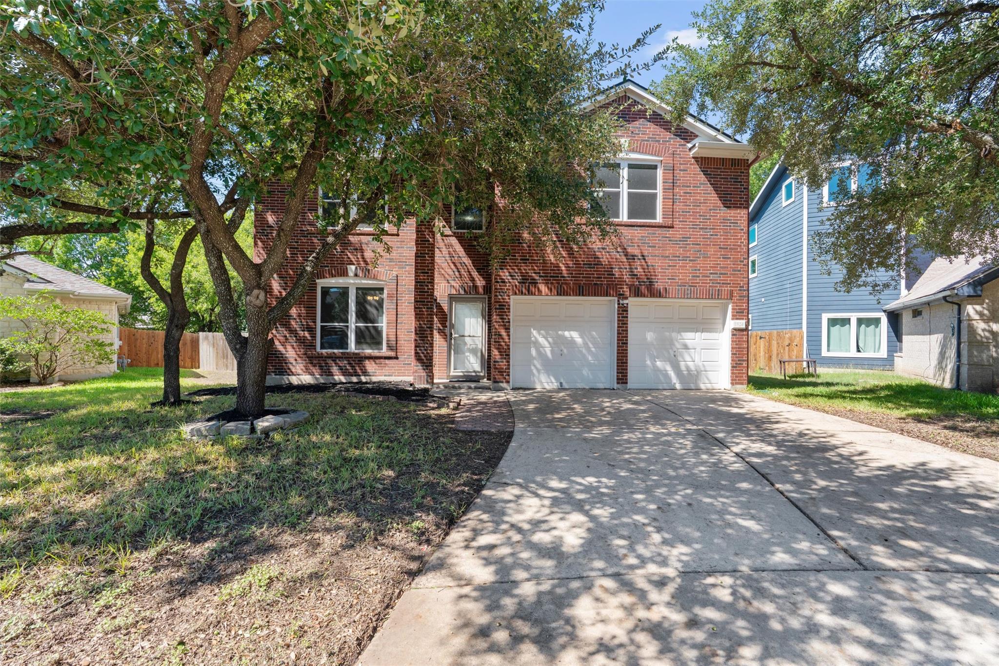 1524 Emperor Ct