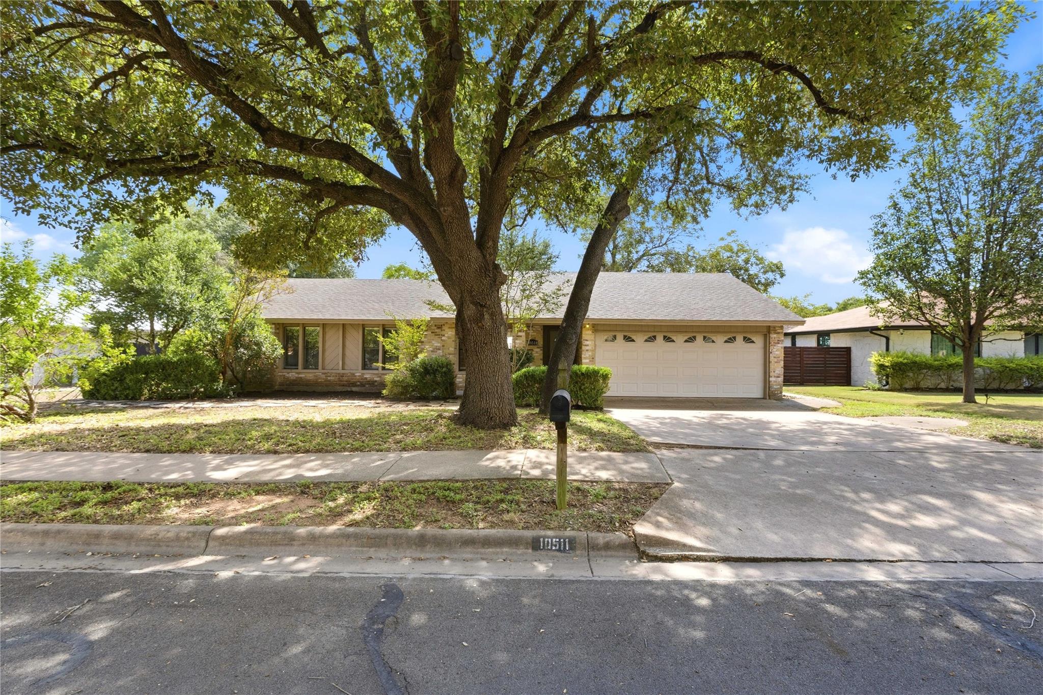 10511 Mourning Dove Dr