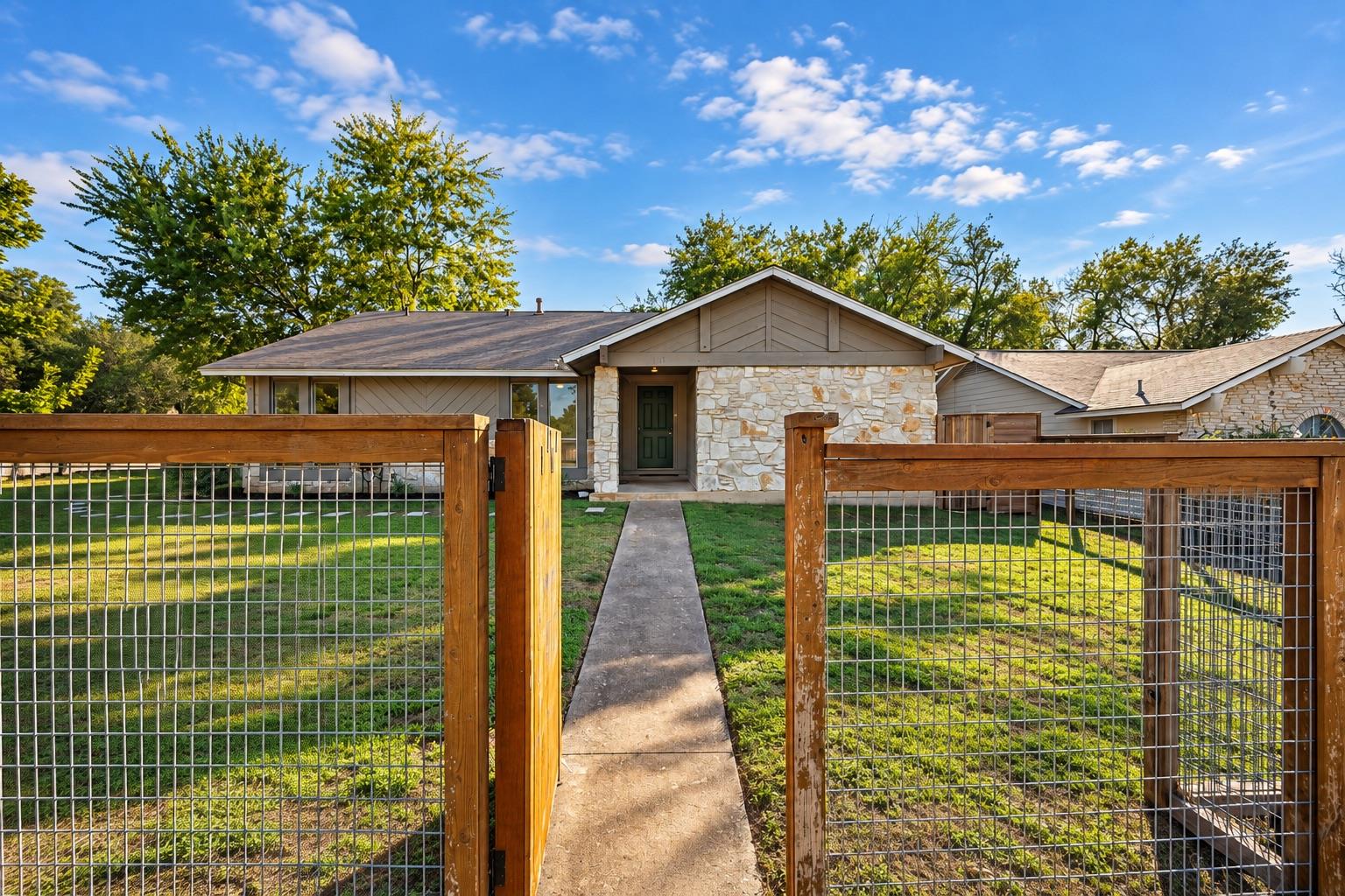 1101 Milford Way